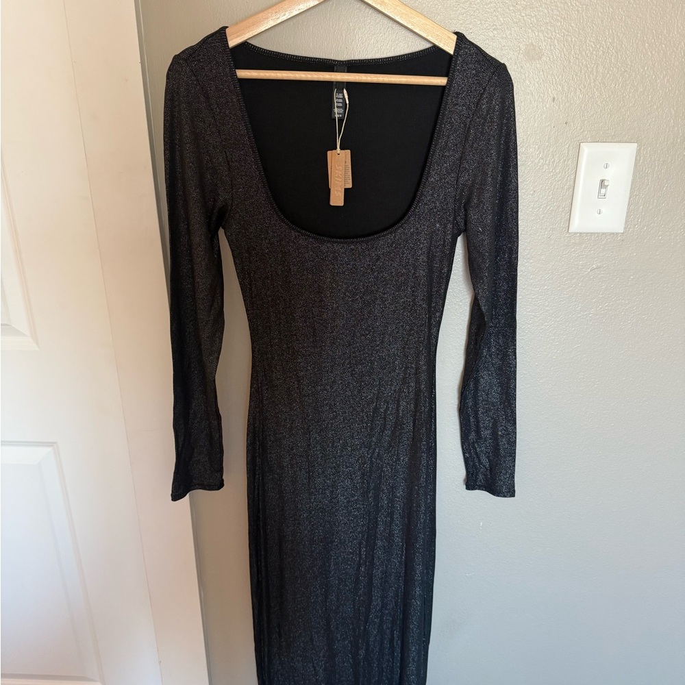 Skim’s Long-sleeve Maxi Dress NWT